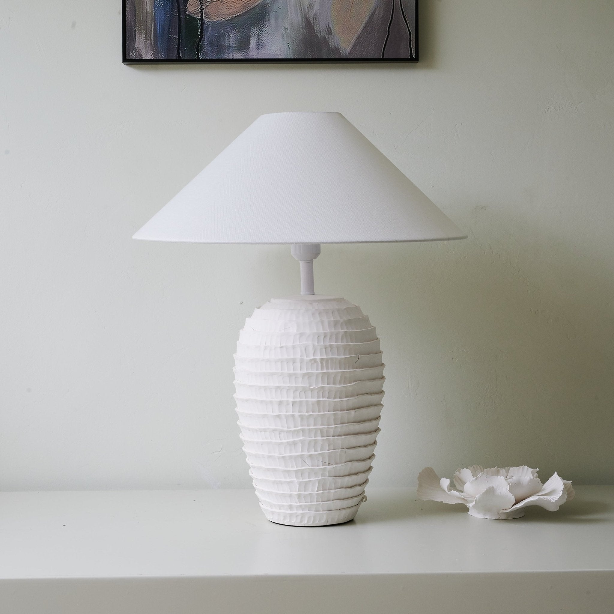 Albert Minimalist Table Lamp