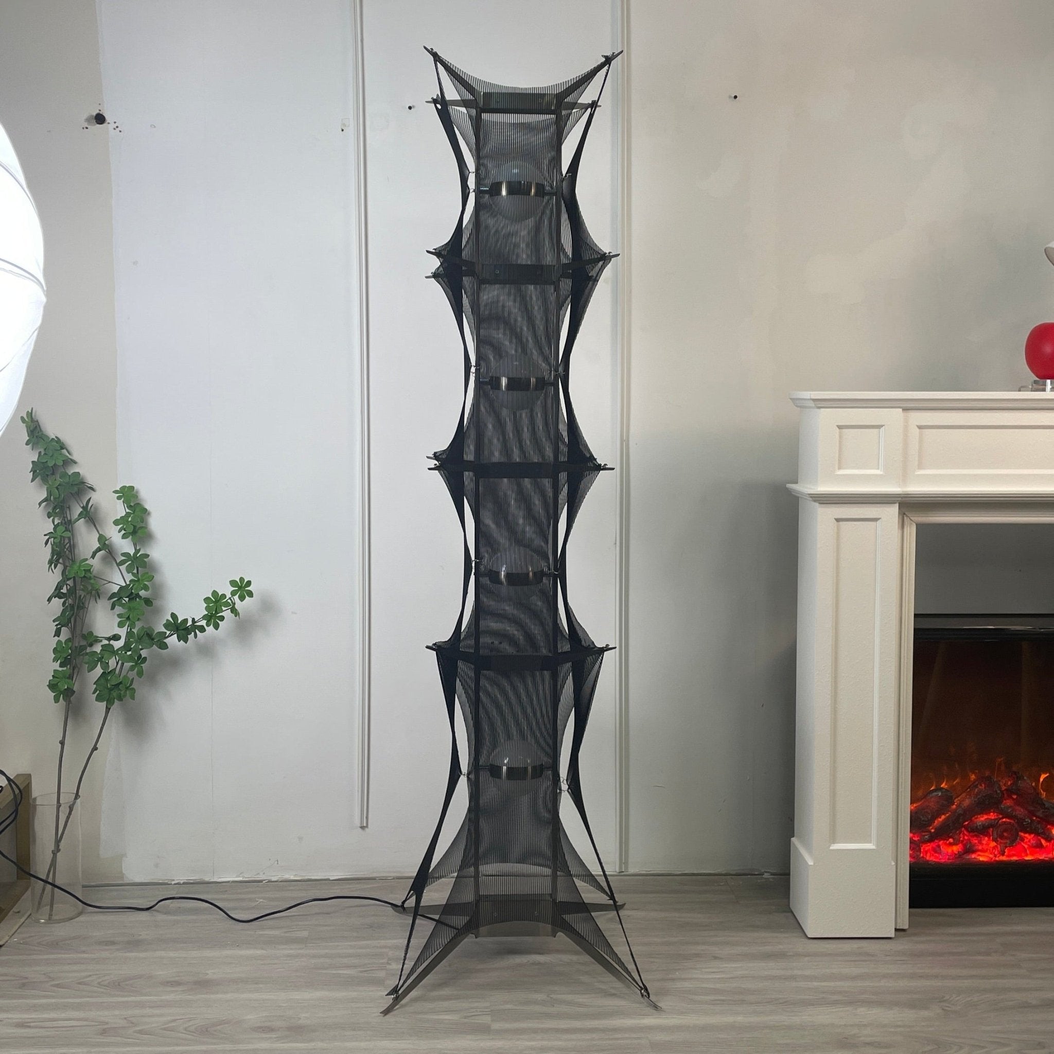 Miroia Modern Floor Lamp