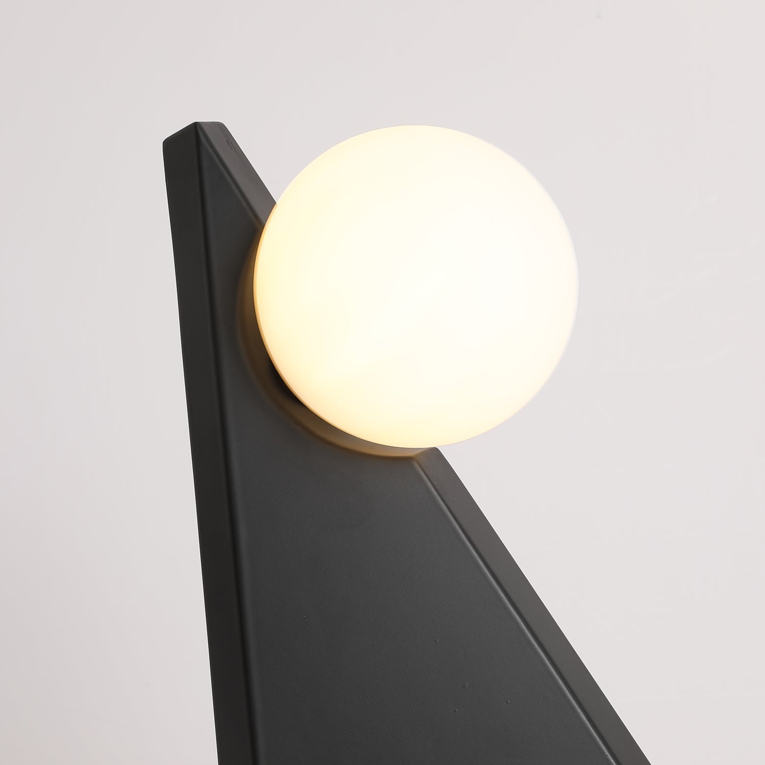 Nixie Geometric Glass Table Lamp