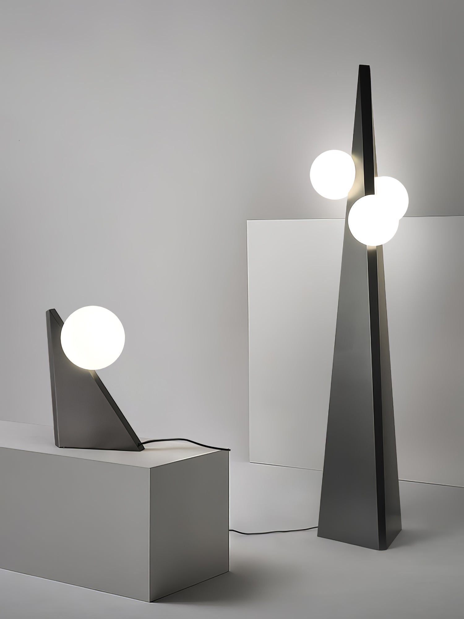 Nixie Geometric Glass Table Lamp
