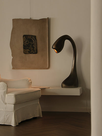 Kyns Sculptural Table Lamp