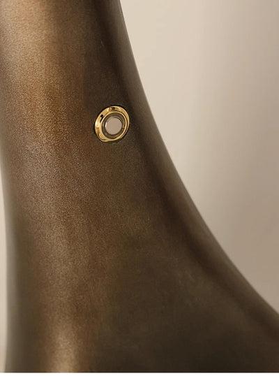 Kyns Sculptural Table Lamp