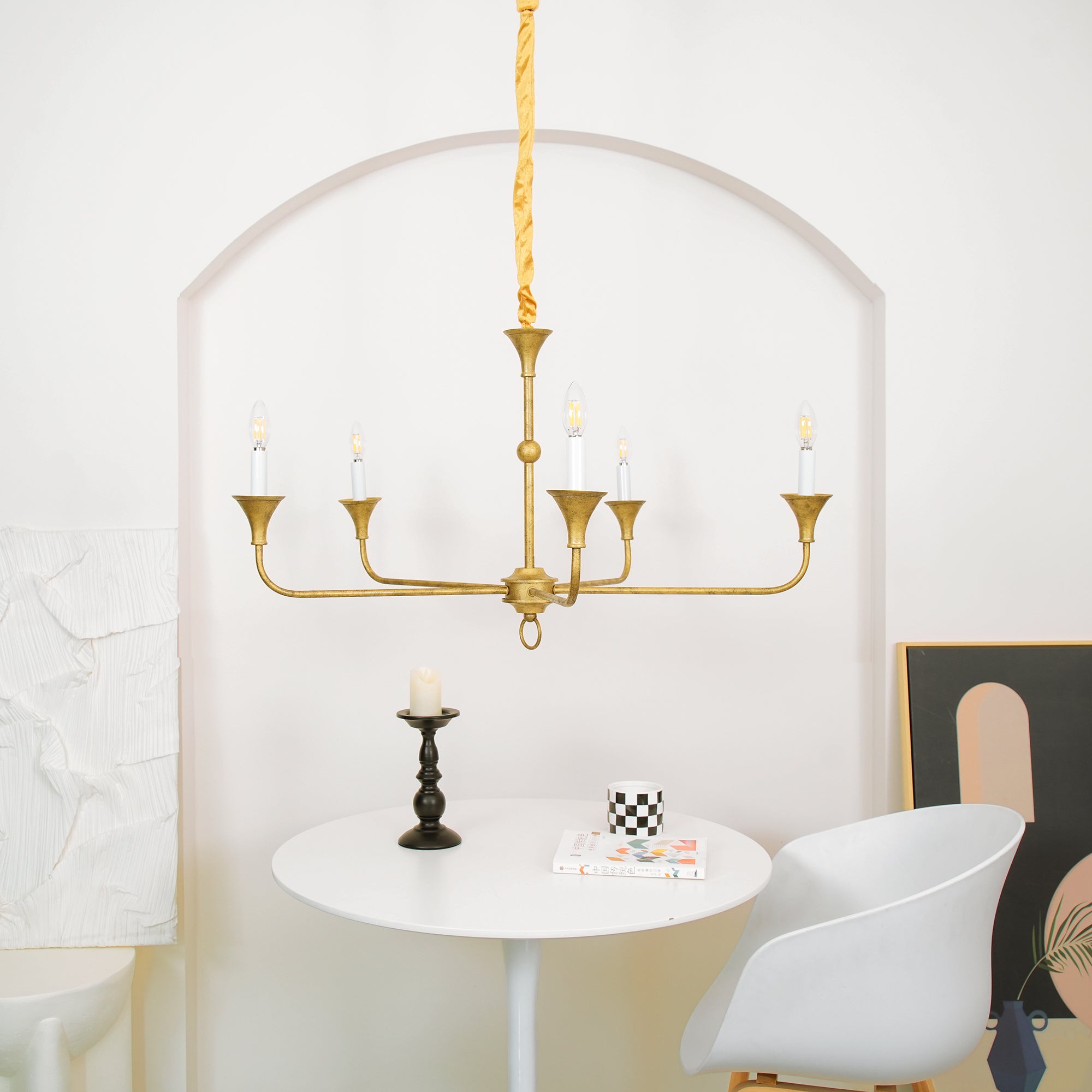 Lustra Candle Chandelier Elegant - Neutral Decor