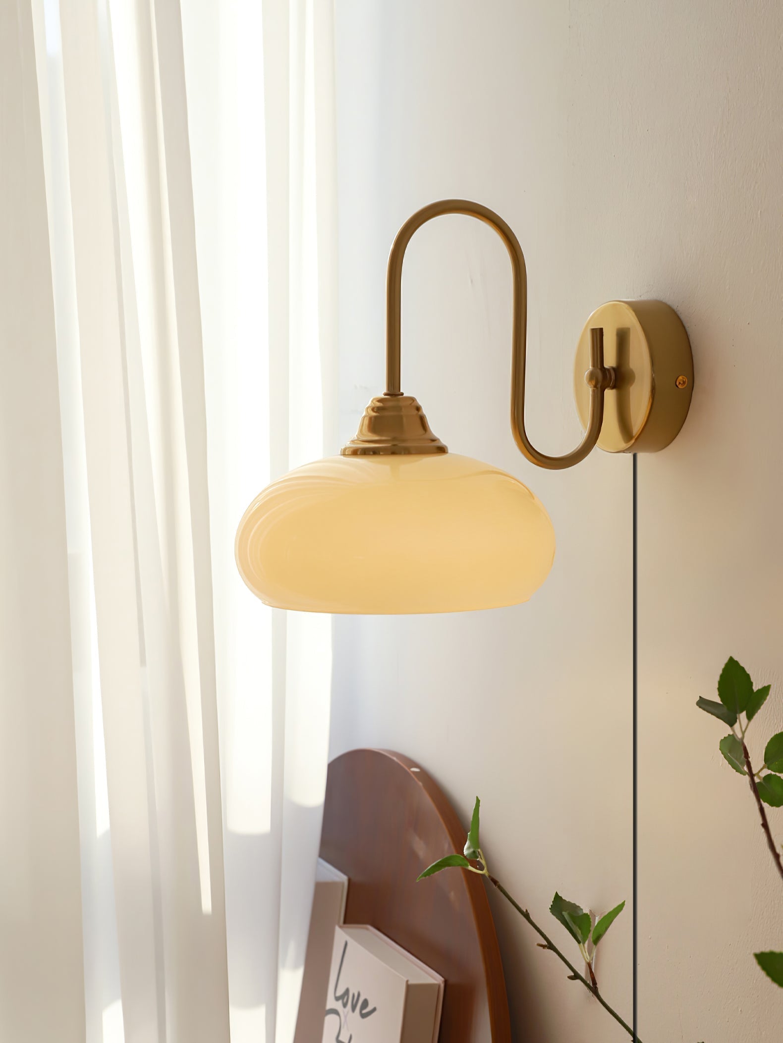 Ulsilia Wall Lamp