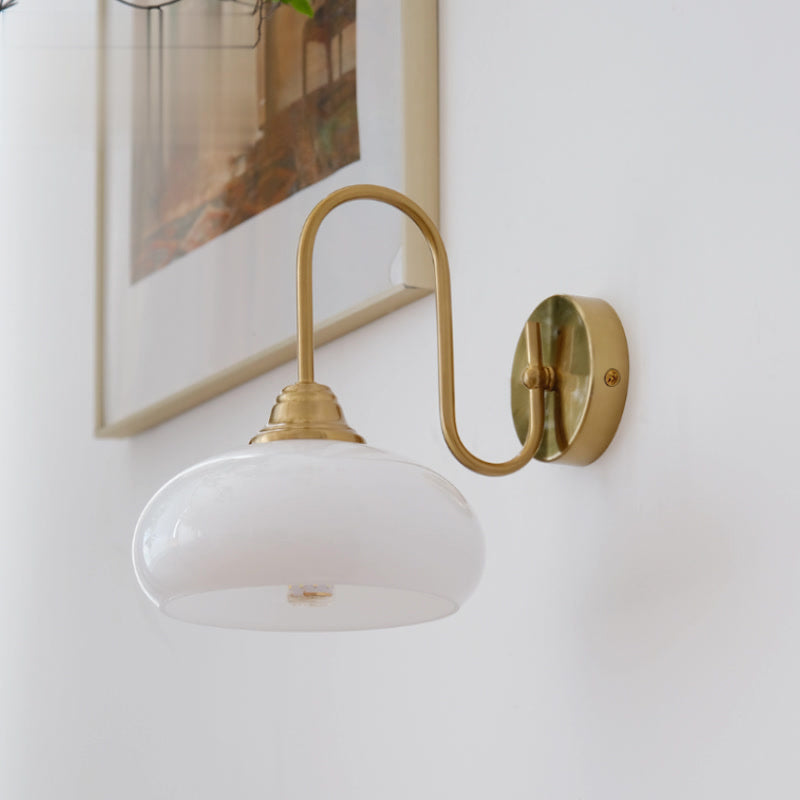 Ophaan Wall Light