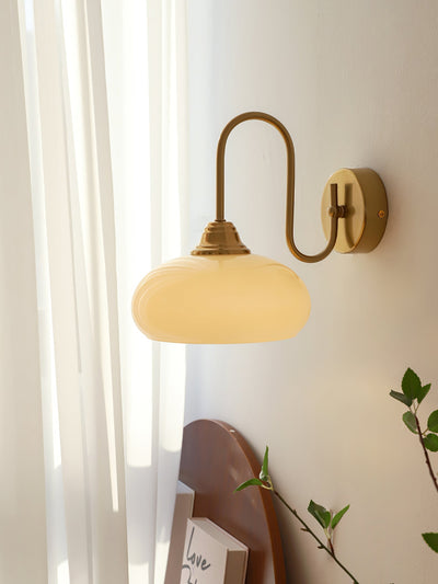 Ophaan Wall Light