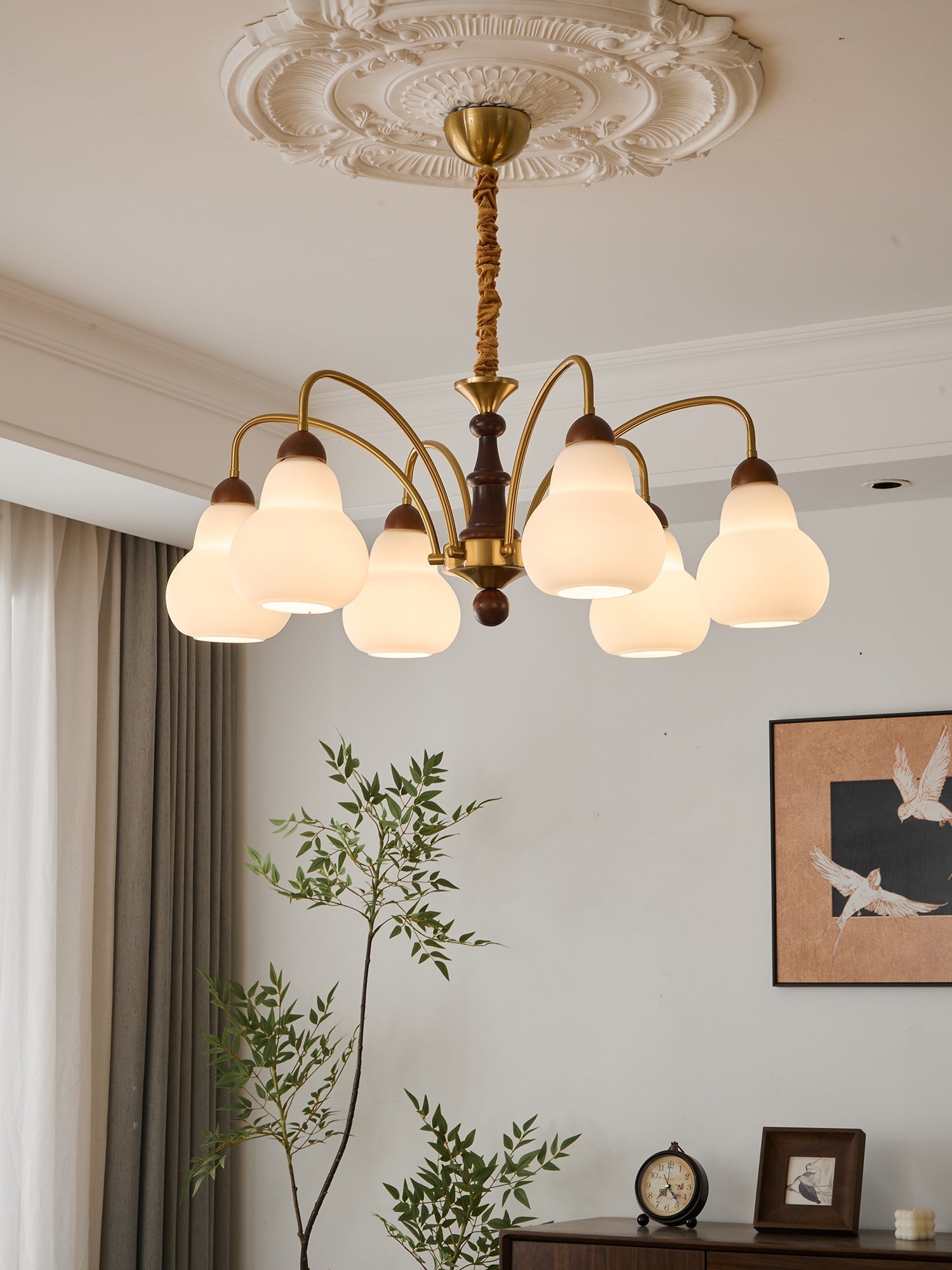 Novelle Traditional Elegance Vintage Wood Chandelier