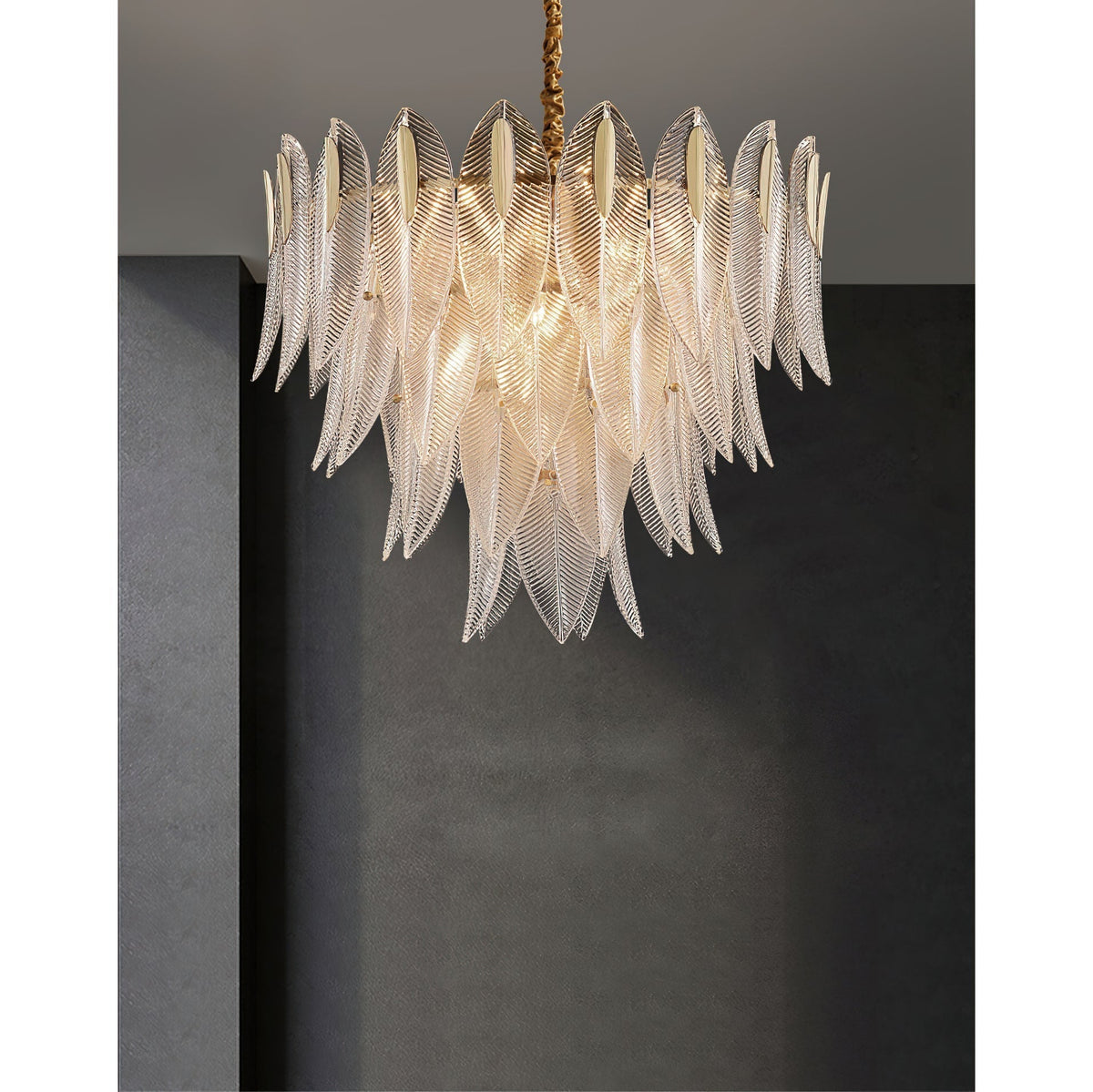 Ivthayra Chandelier