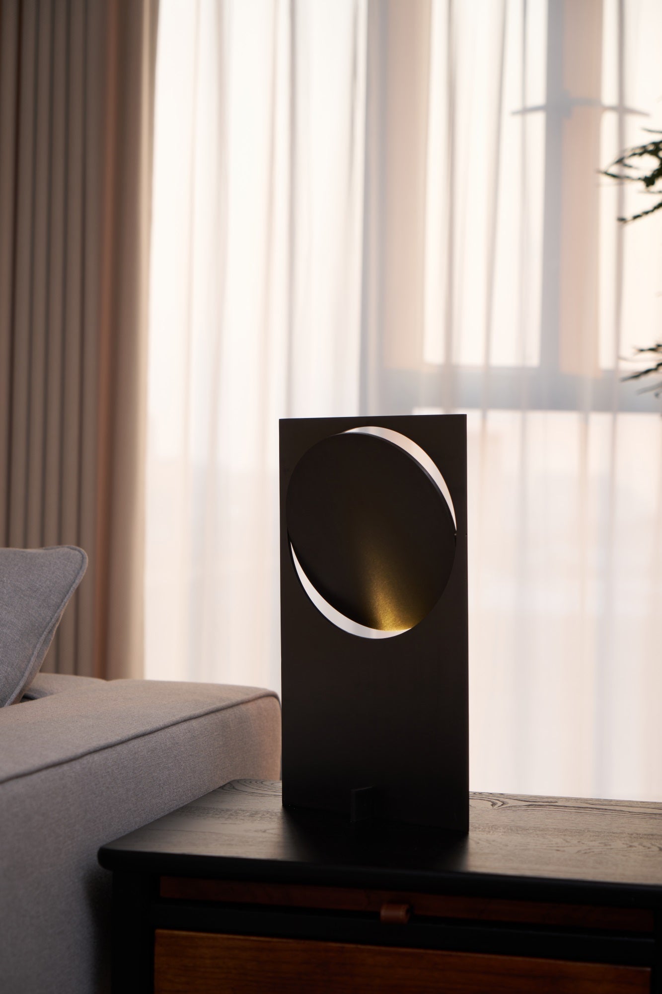 Sixor Steel Futuristic Table Lamp