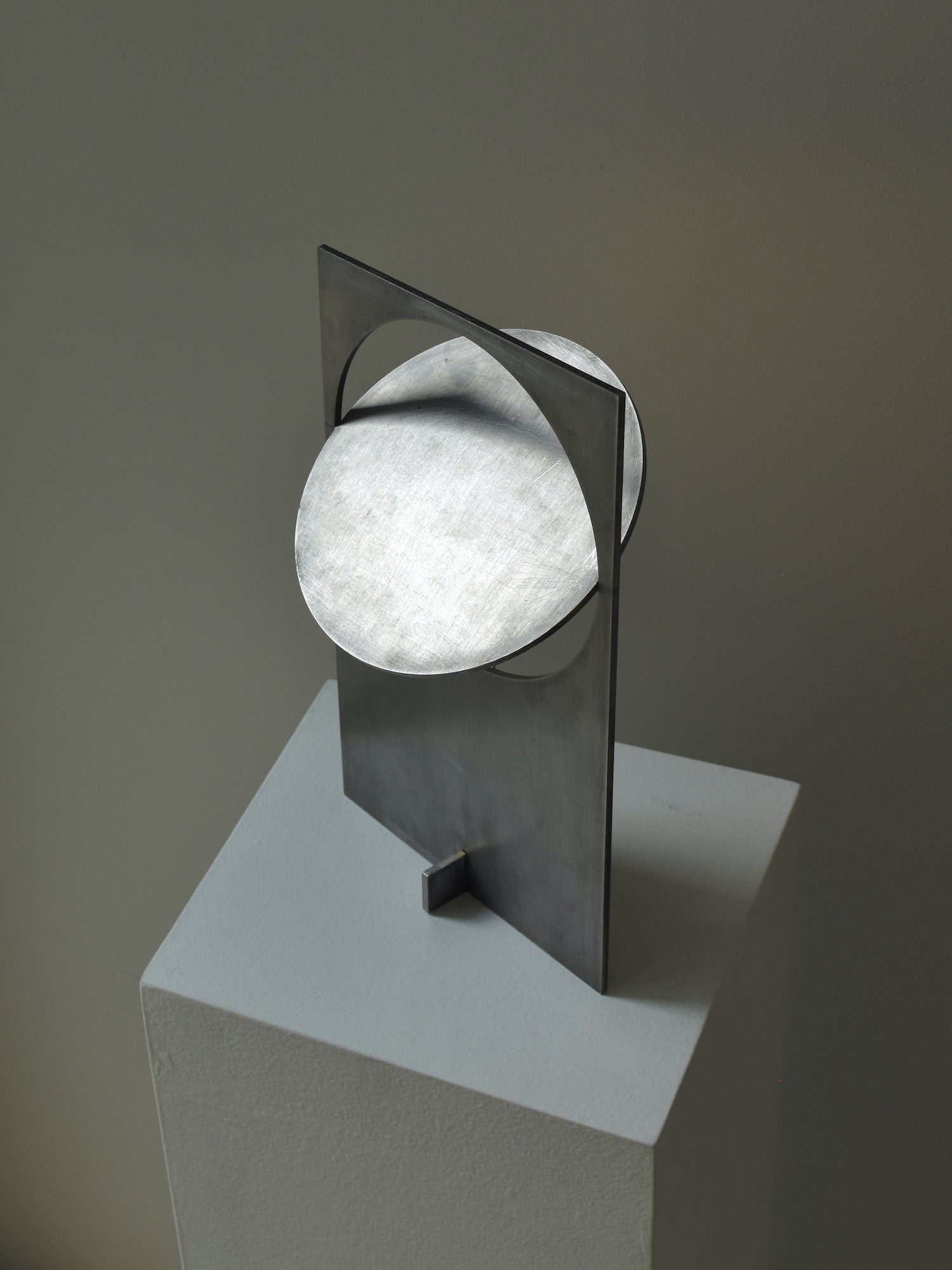 Dekle Table Lamp