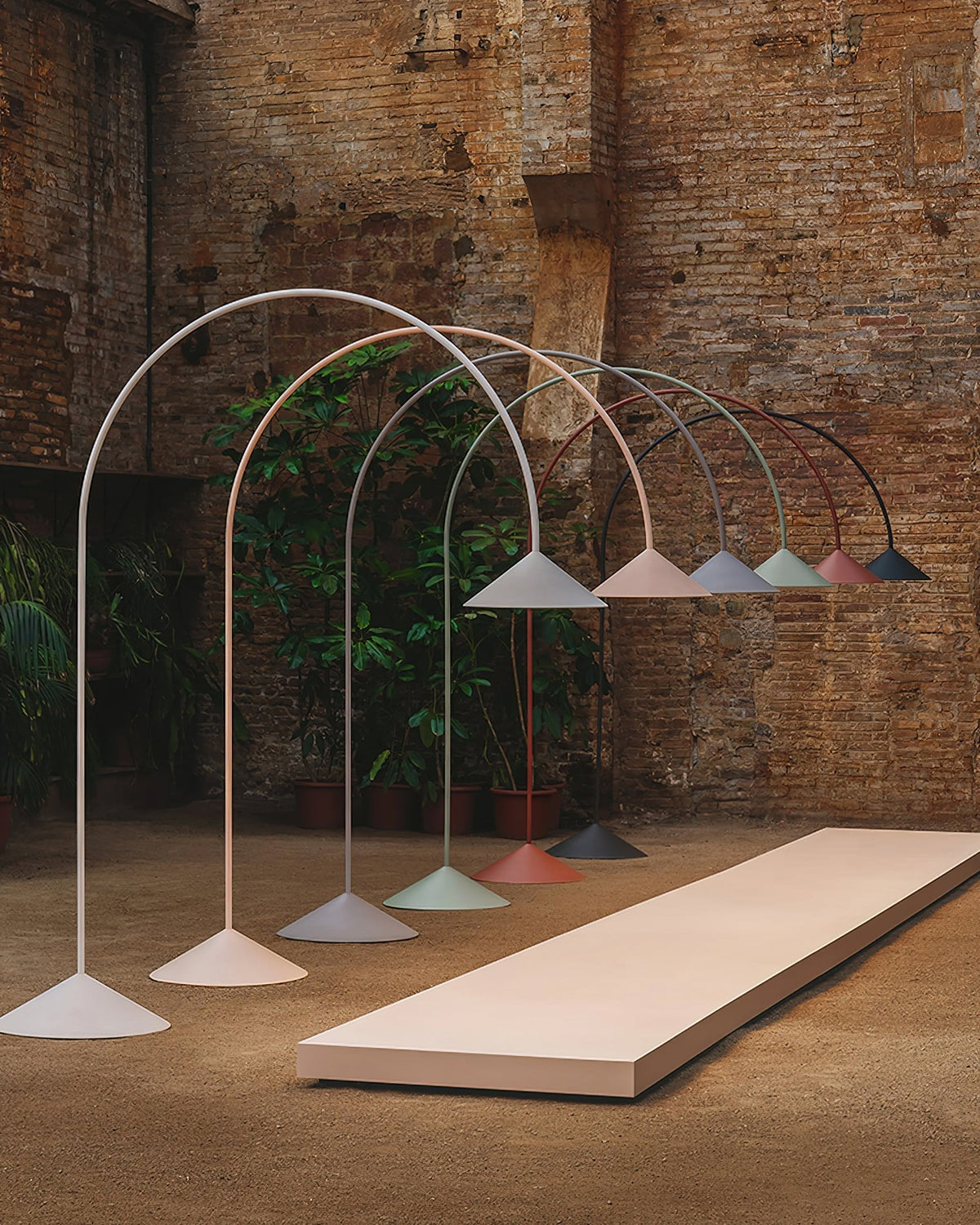 Civara Minimalist Floor Lamp