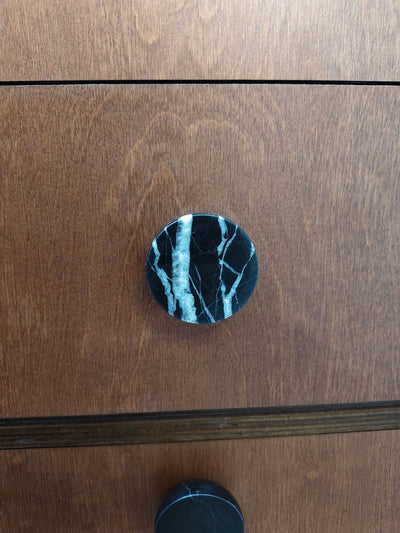 Nerarina Obsidian Core Marble Pull Handle
