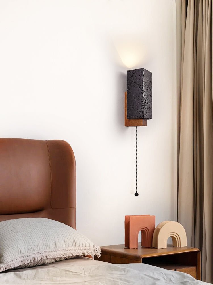 Viraanira Obsidian Glow Wall Light