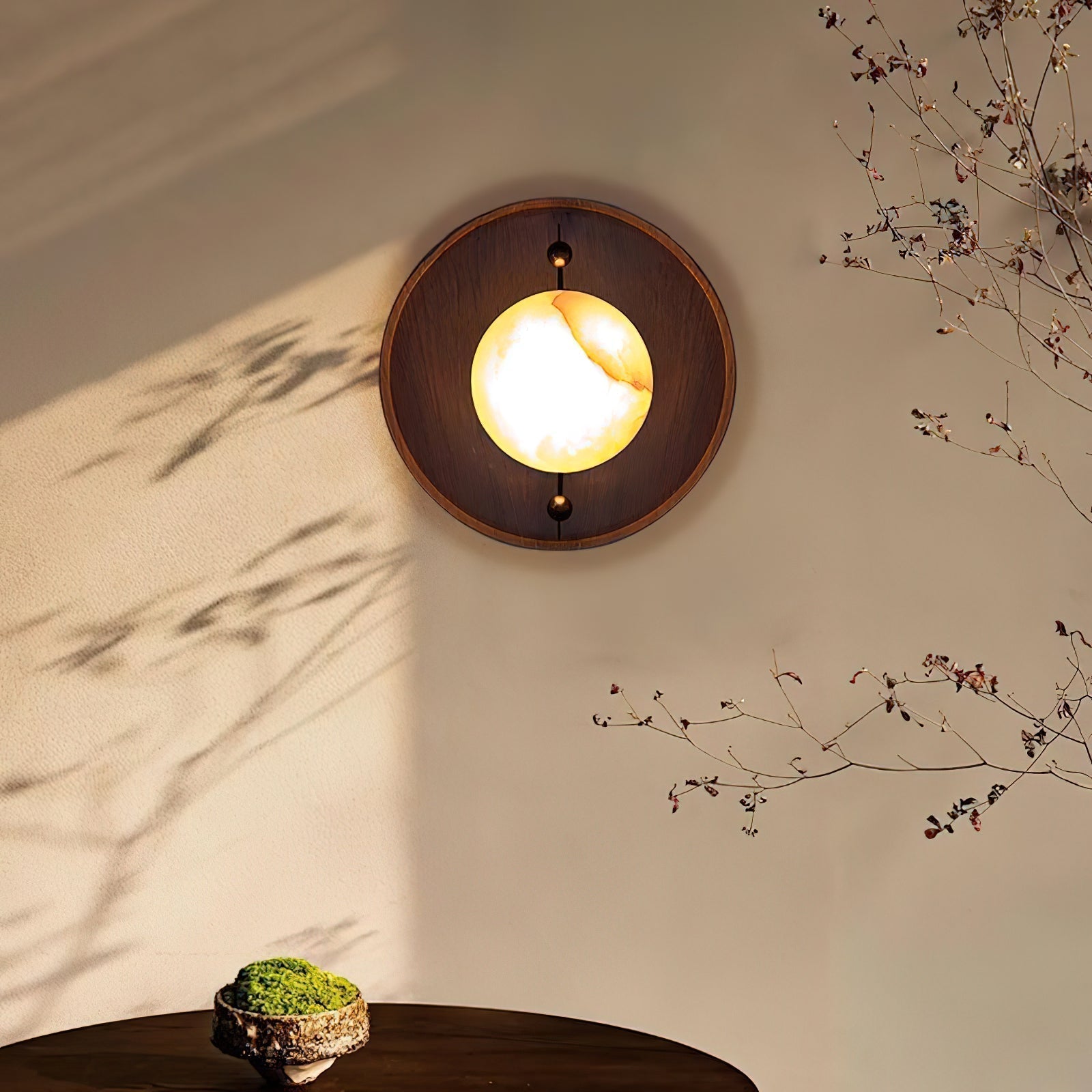 Evtala Wall Lamp