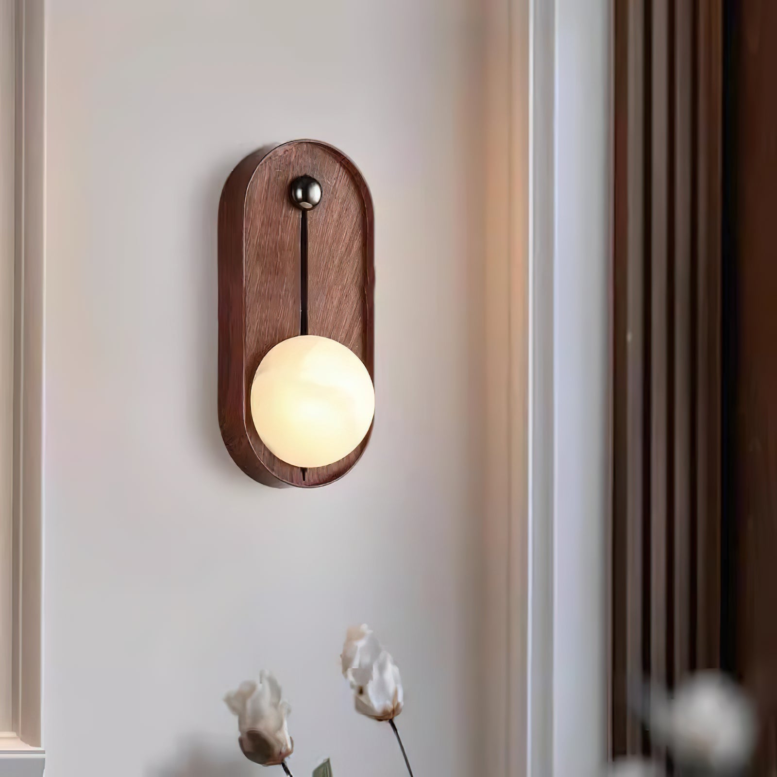 Evtala Wall Lamp