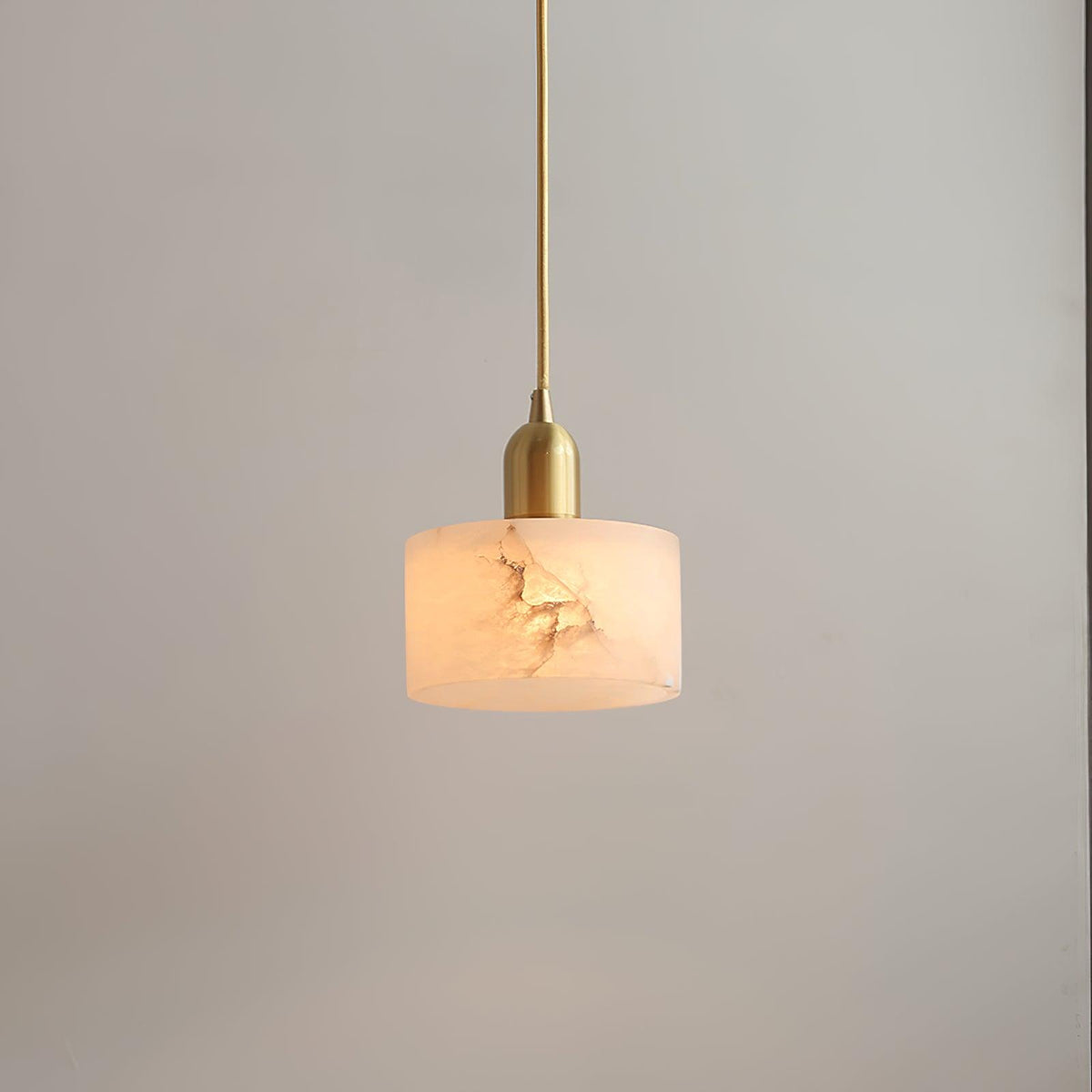 Fjara Alabaster Pendant Light