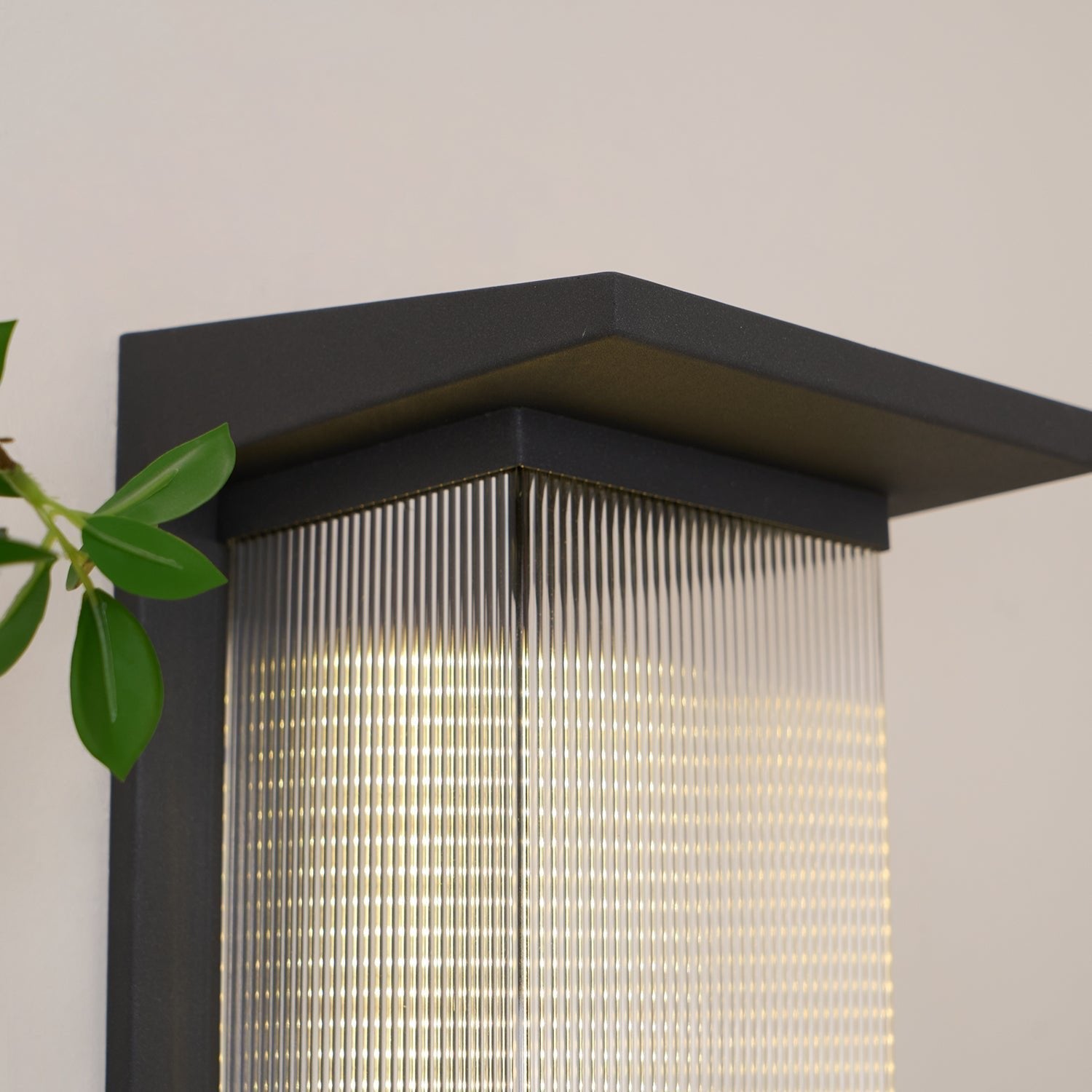 Feraraine Steel Contemporary Wall Lamp