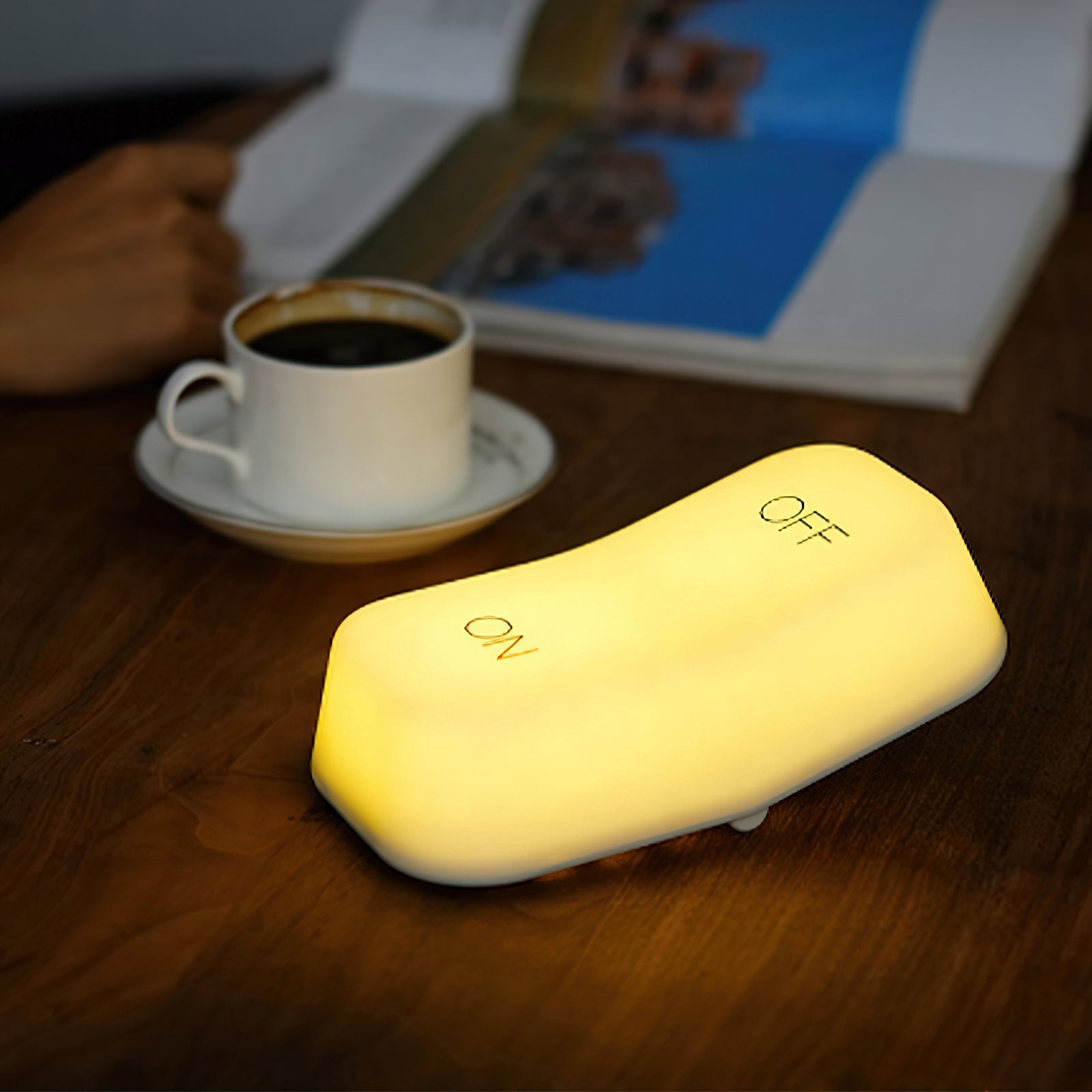 Luni Table Lamp