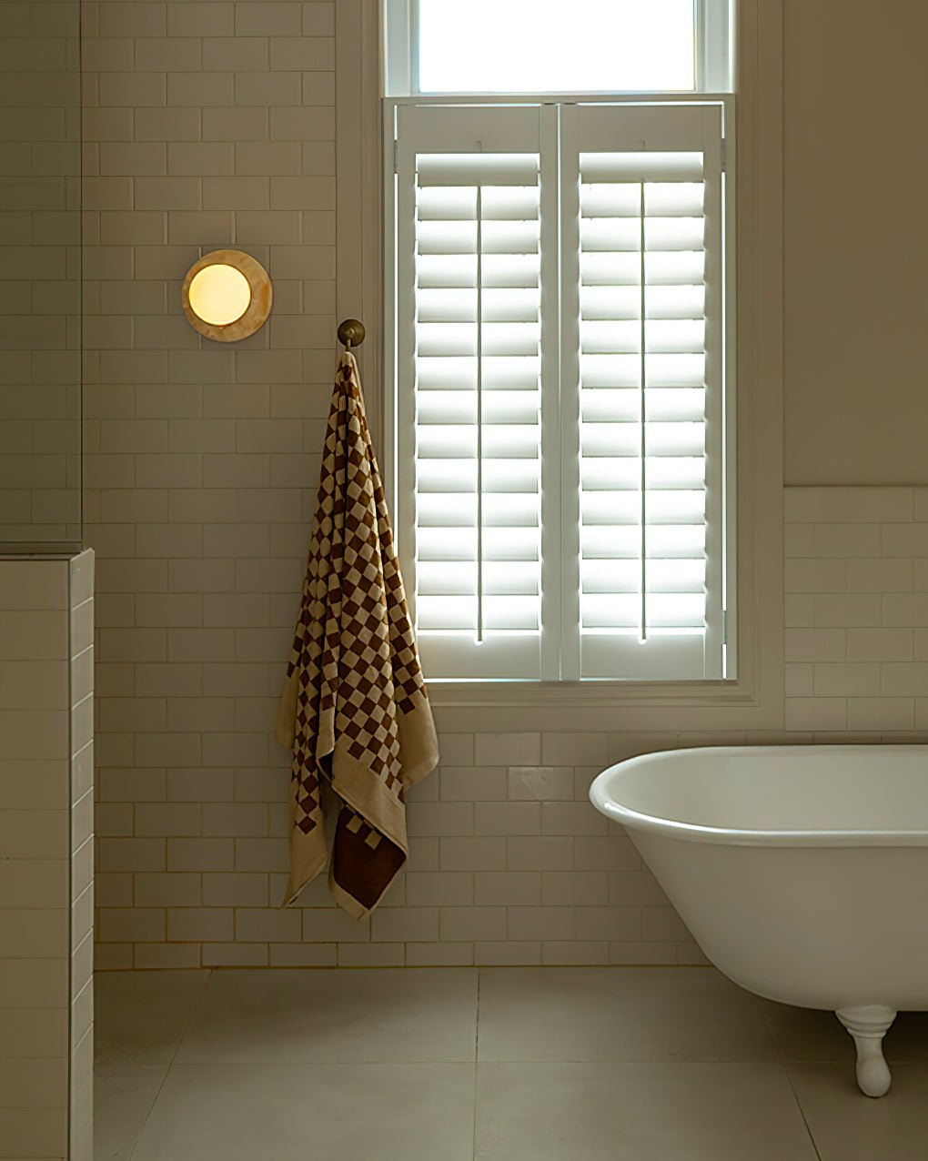 Ovyna Wall Lamp