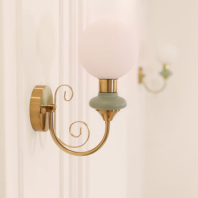 Whirl Chic Plug-in Wall Lamp