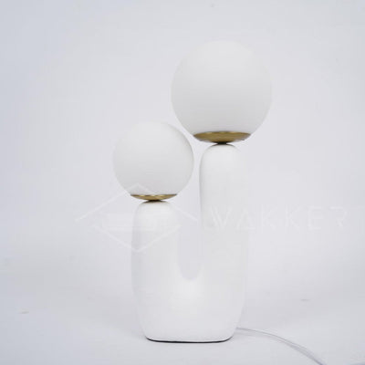 Elyrain Resin Artistic Table Lamp
