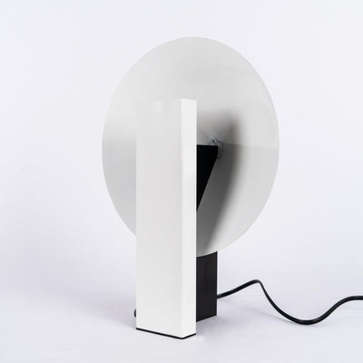 Cis Minimalist Table Lamp