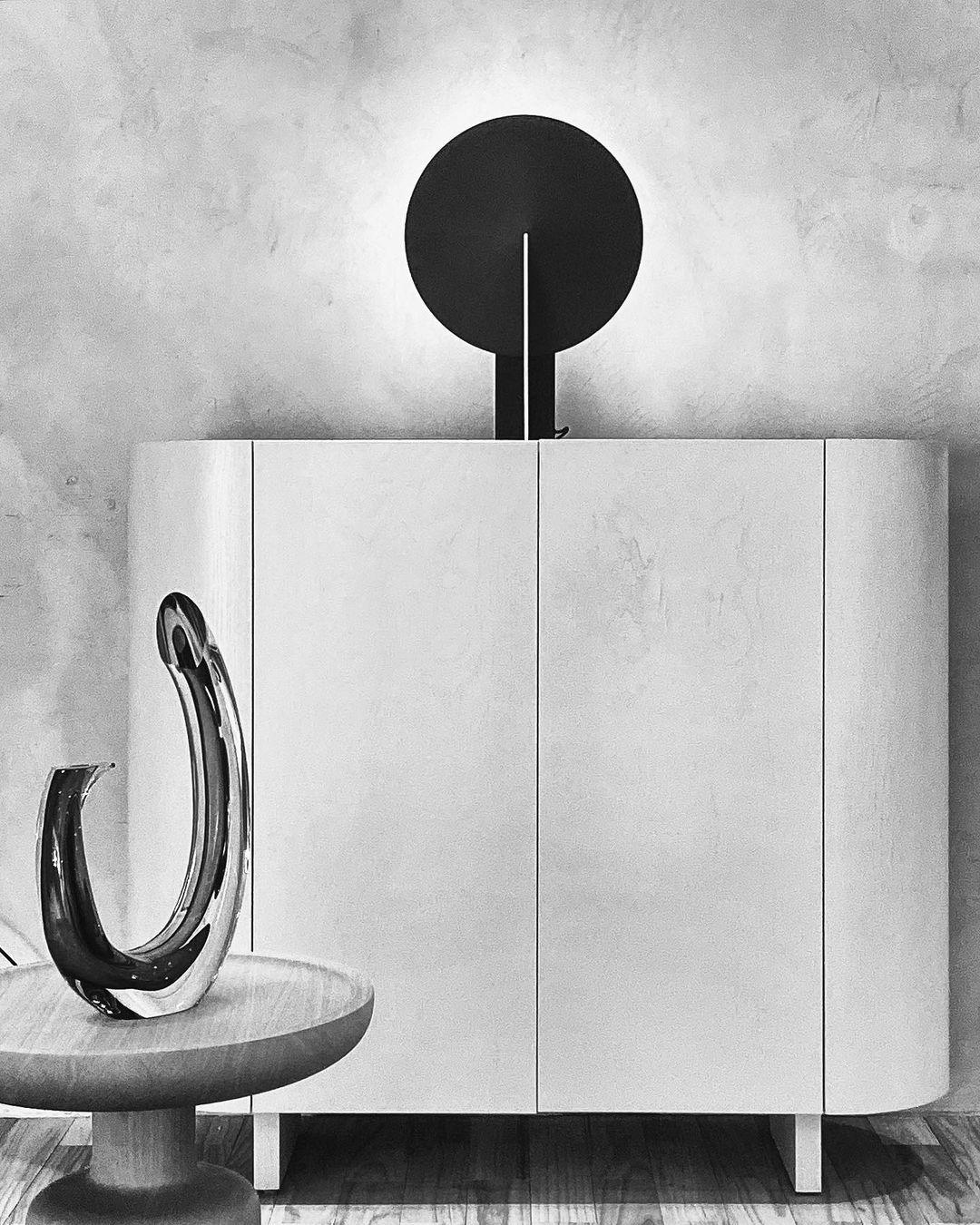 Cis Minimalist Table Lamp