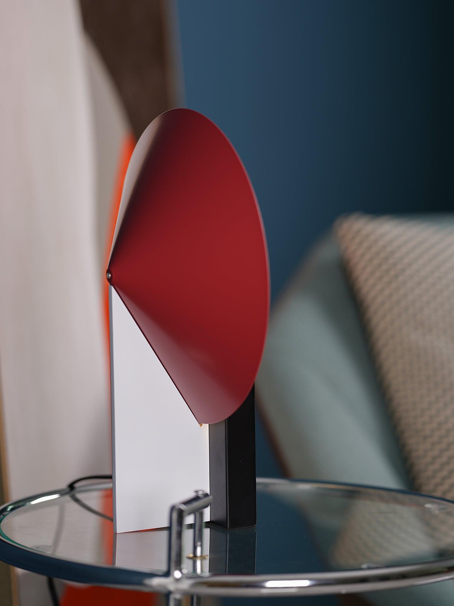 Cis Minimalist Table Lamp