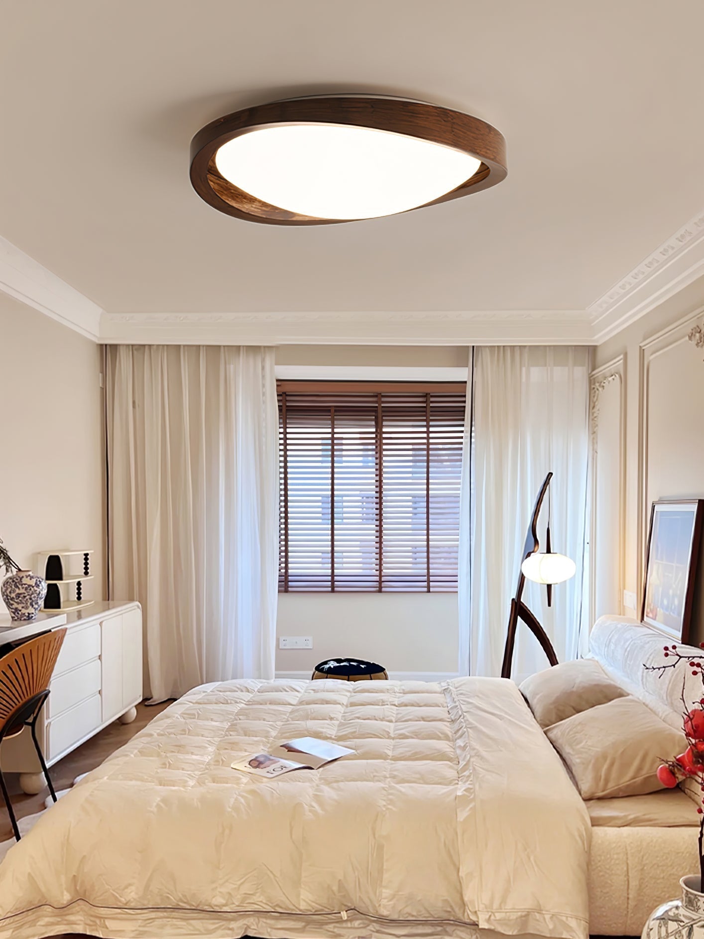 Nalem Ceiling Light Walnut Curved Edge Oval Nordic