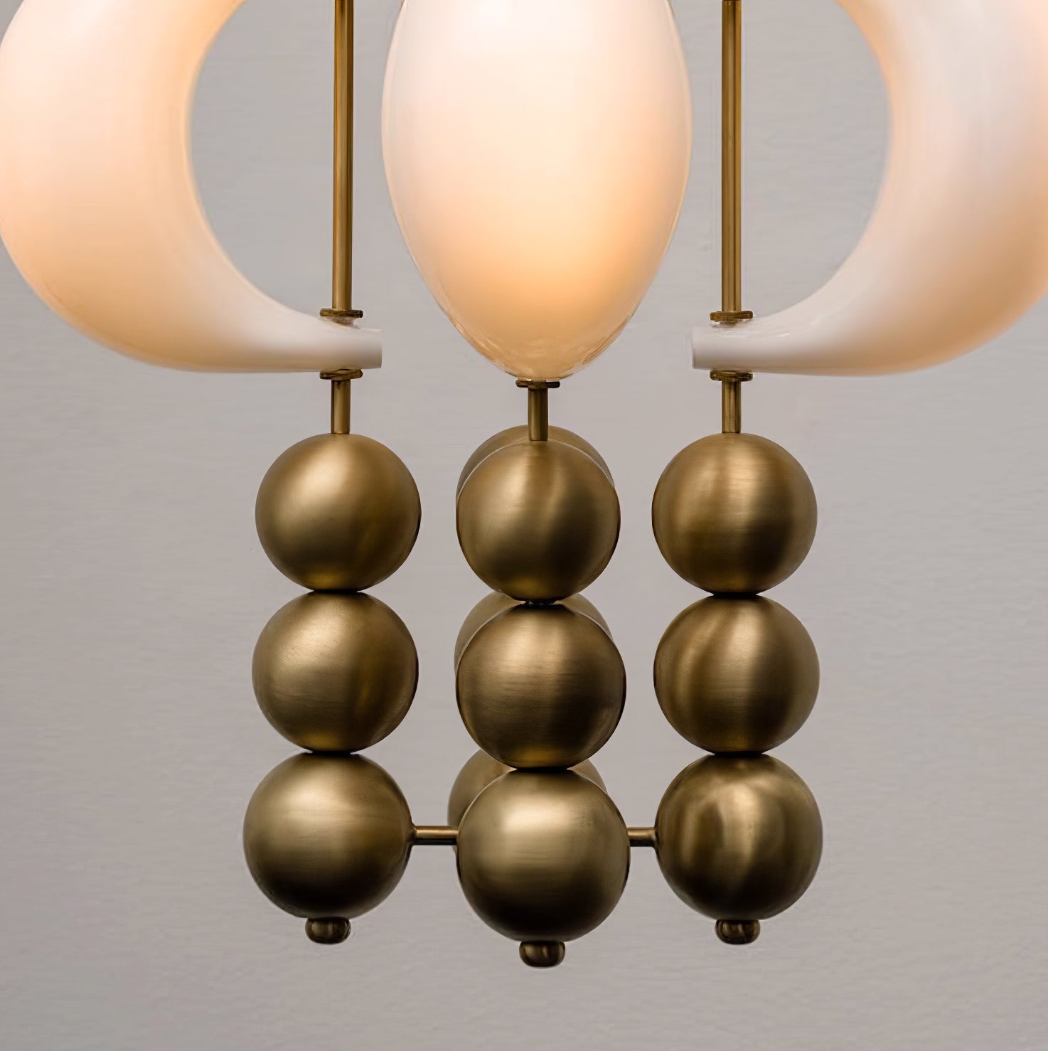 Divara Pendant Light
