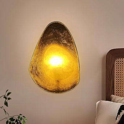 Tenbryn Organic Gilded Pebble Alabaster Sconce