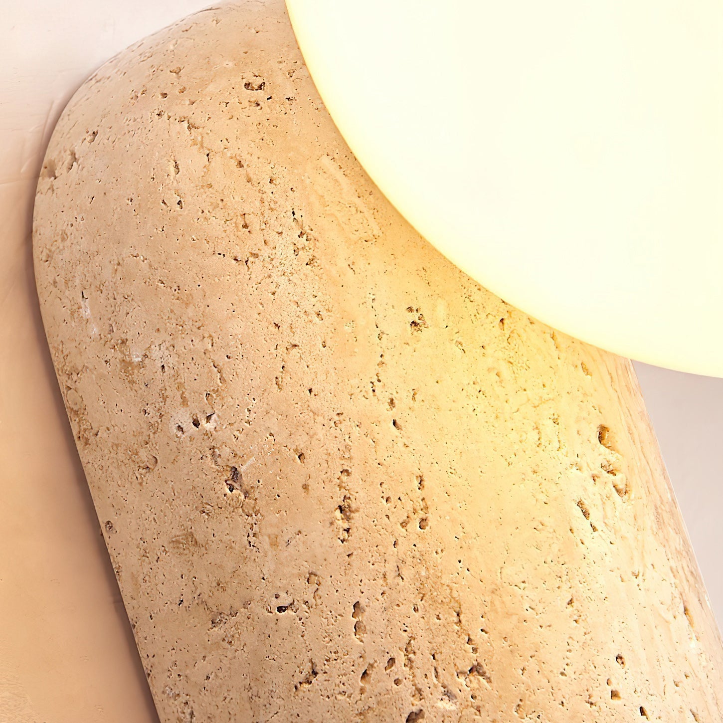 Colaeira Wall Lamp