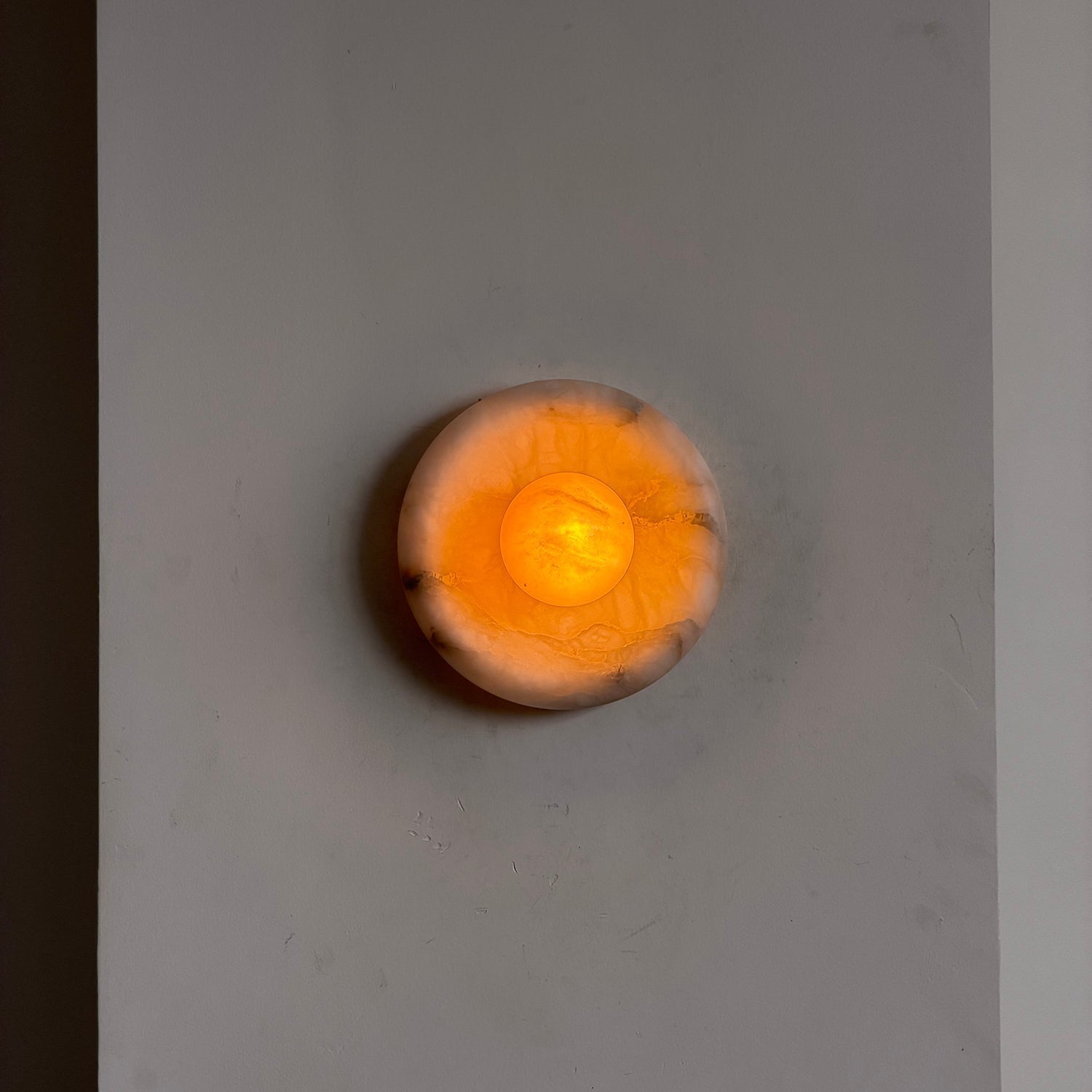 Leander Wall Lamp
