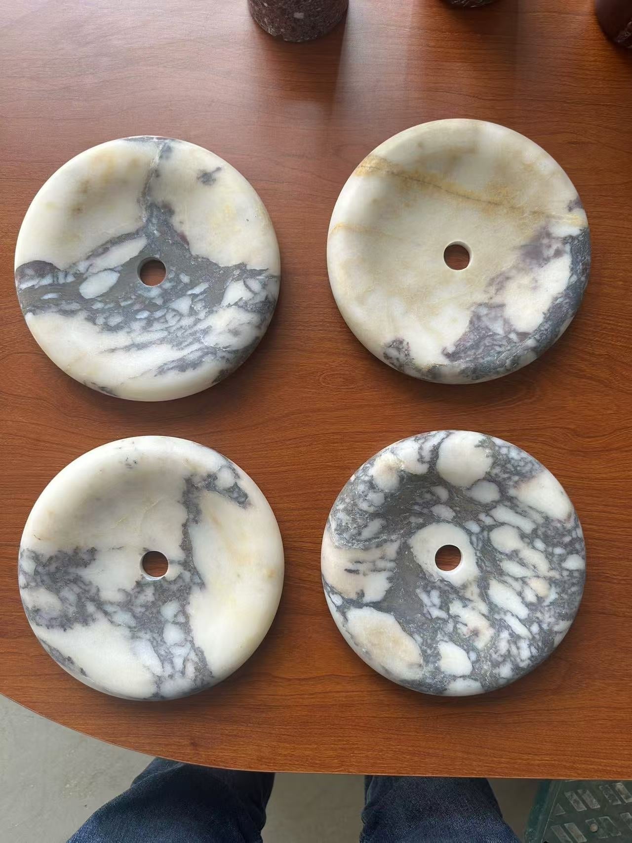 Zoraean Wall Lamp