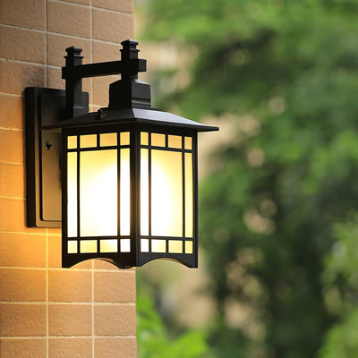 Lioruelle Elegance House Glass Outdoor Wall Light