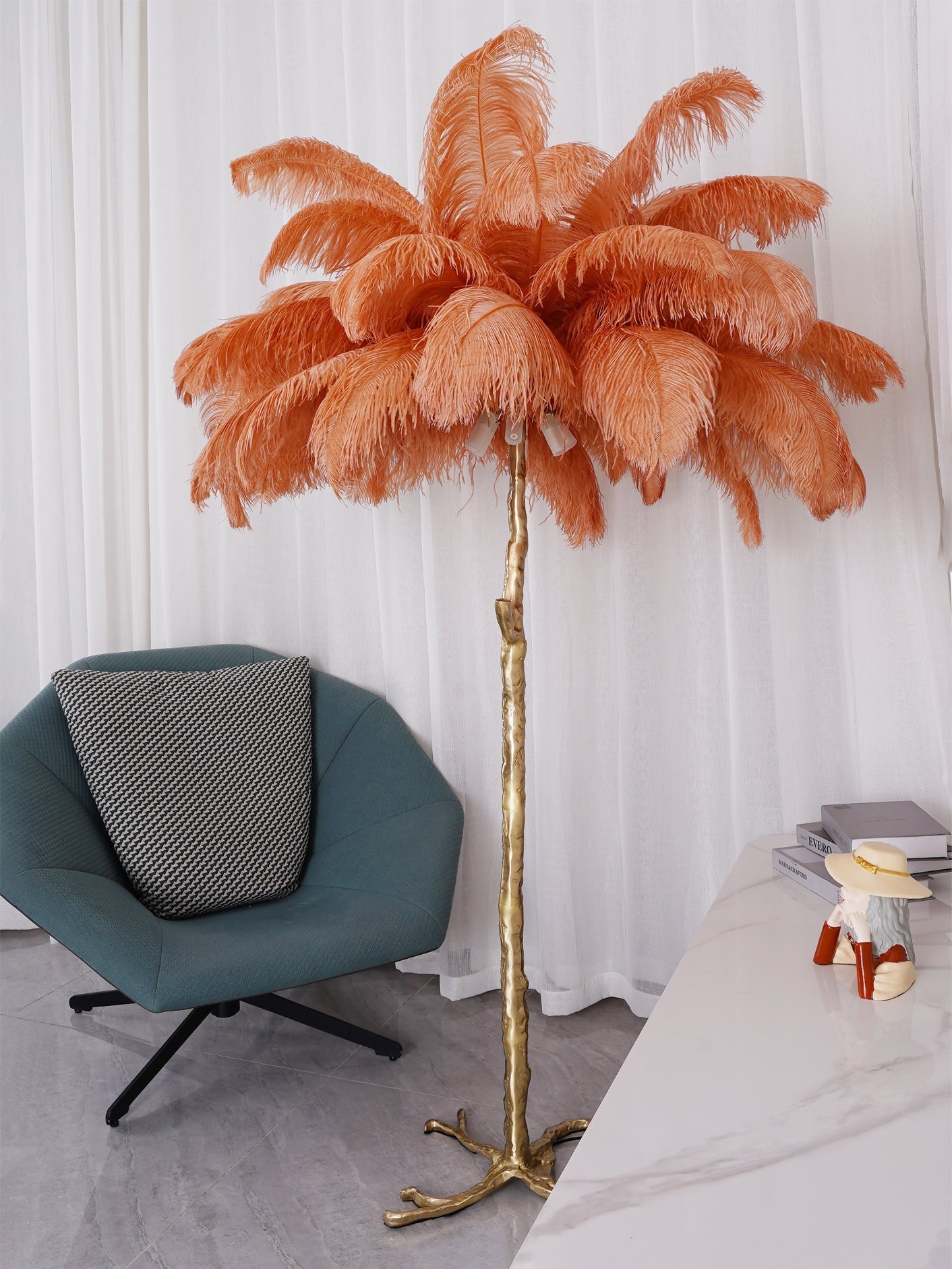 Selis Feather Brass Floor Lamp