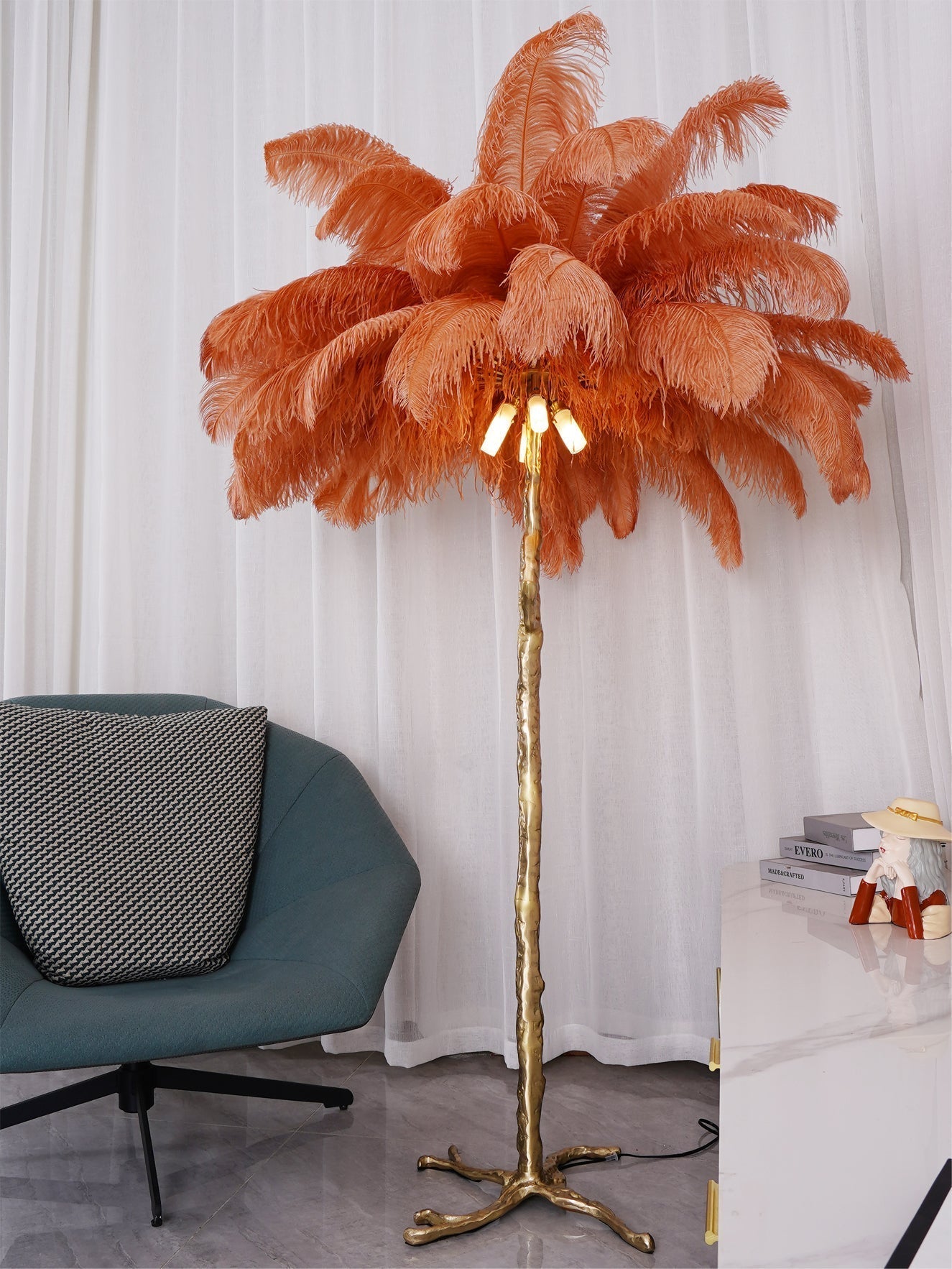 Selis Feather Brass Floor Lamp