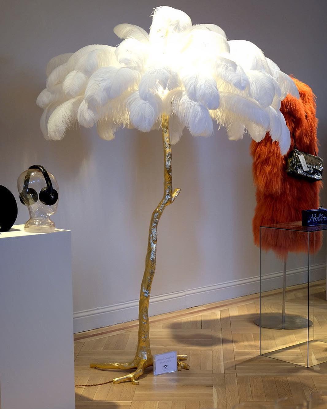 Selis Feather Brass Floor Lamp