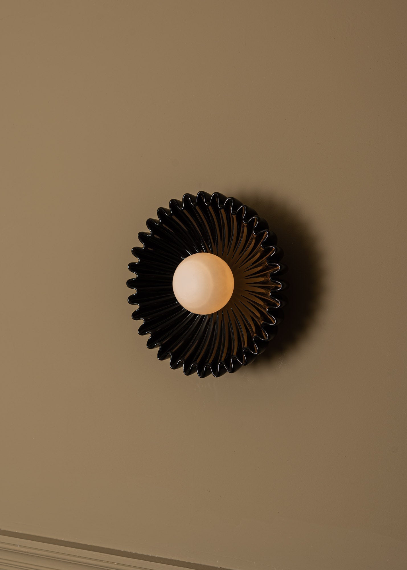 Viraisaya Wall Lamp