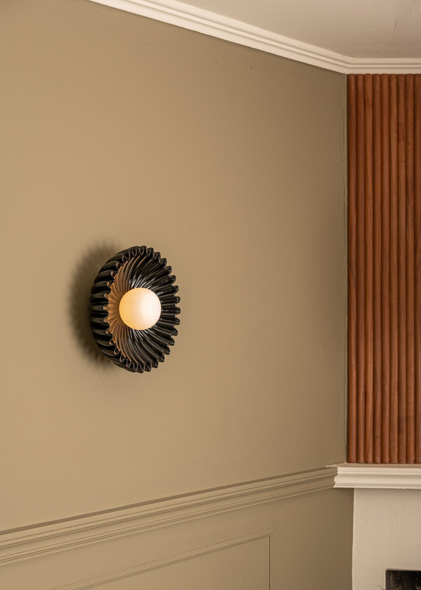 Viraisaya Wall Lamp