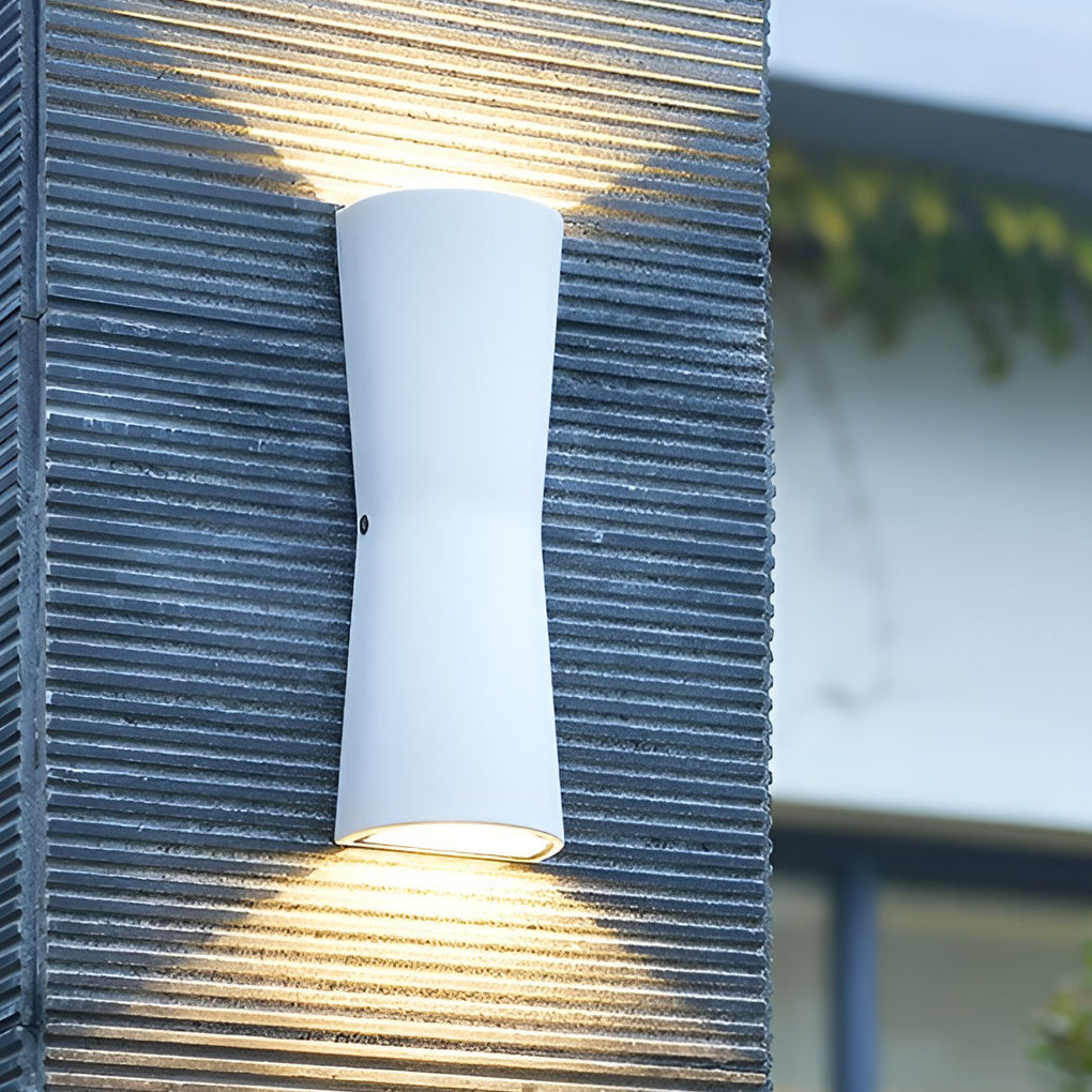 Sandras Vintage Unique Modern Metal Outdoor Wall Lamp