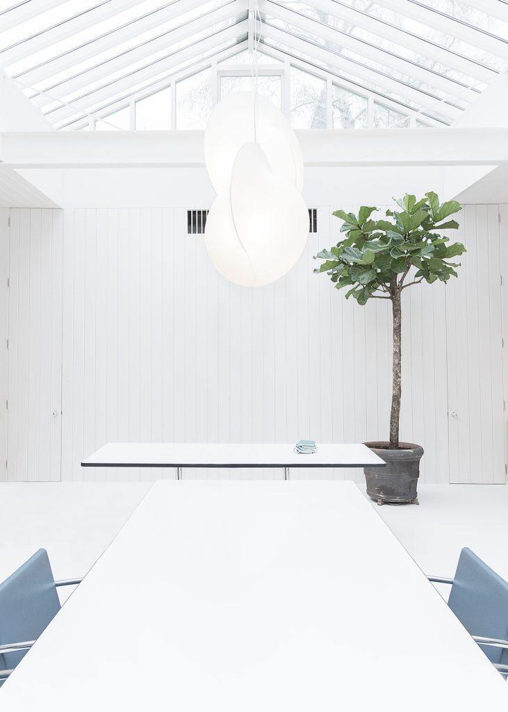 Ferivora Steel Artistic Pendant Lamp