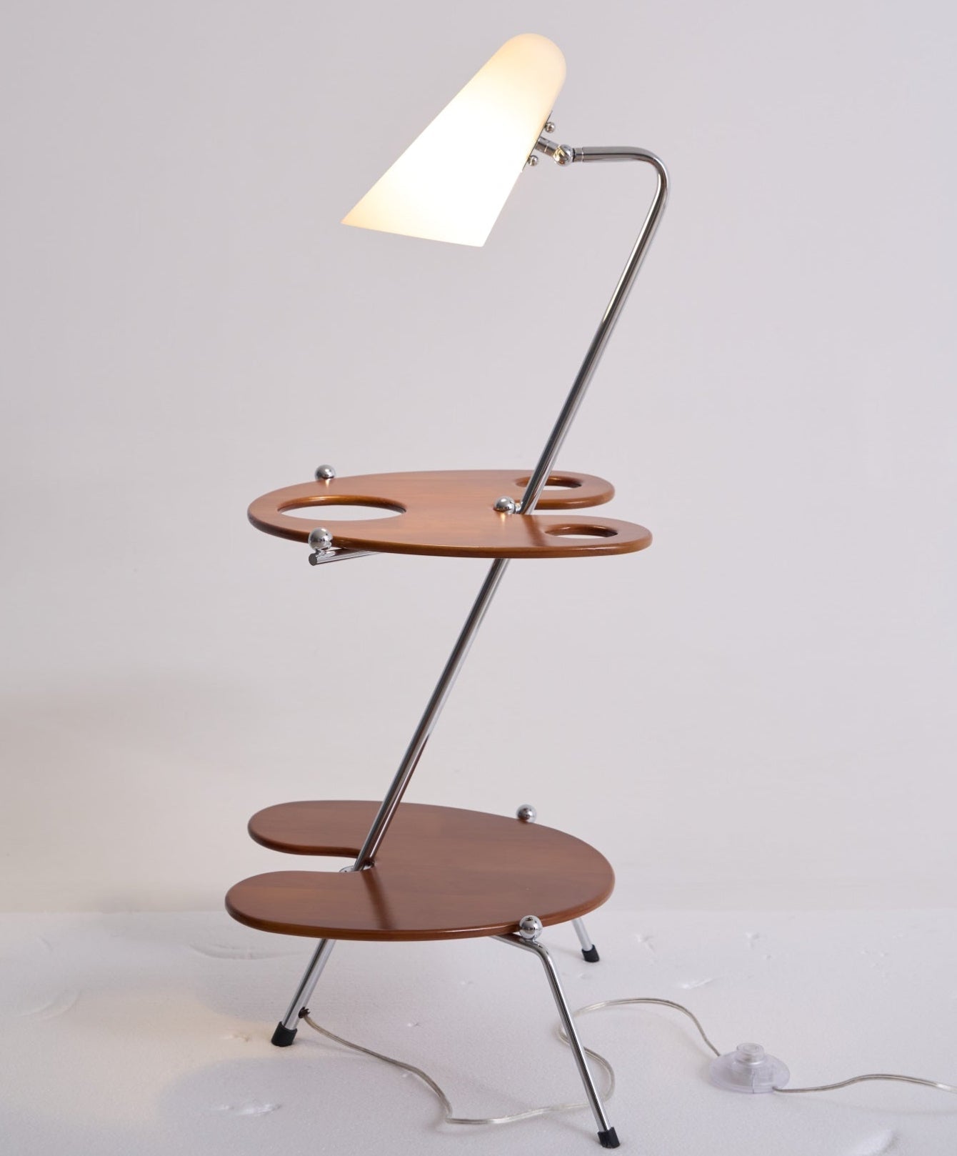 Vaughn Modern Wood Floor Lamp