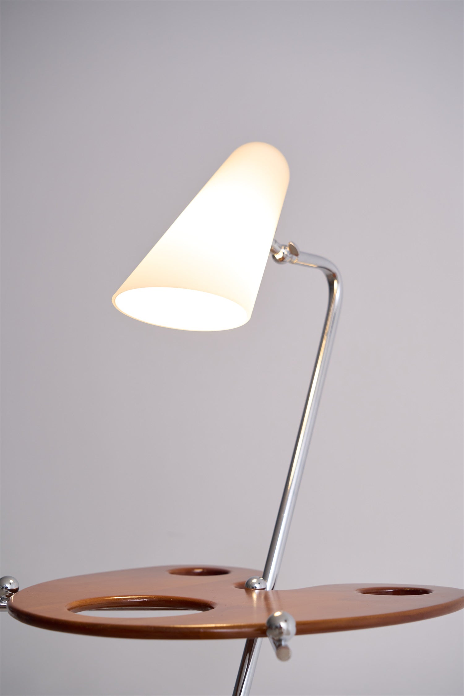 Vaughn Modern Wood Floor Lamp