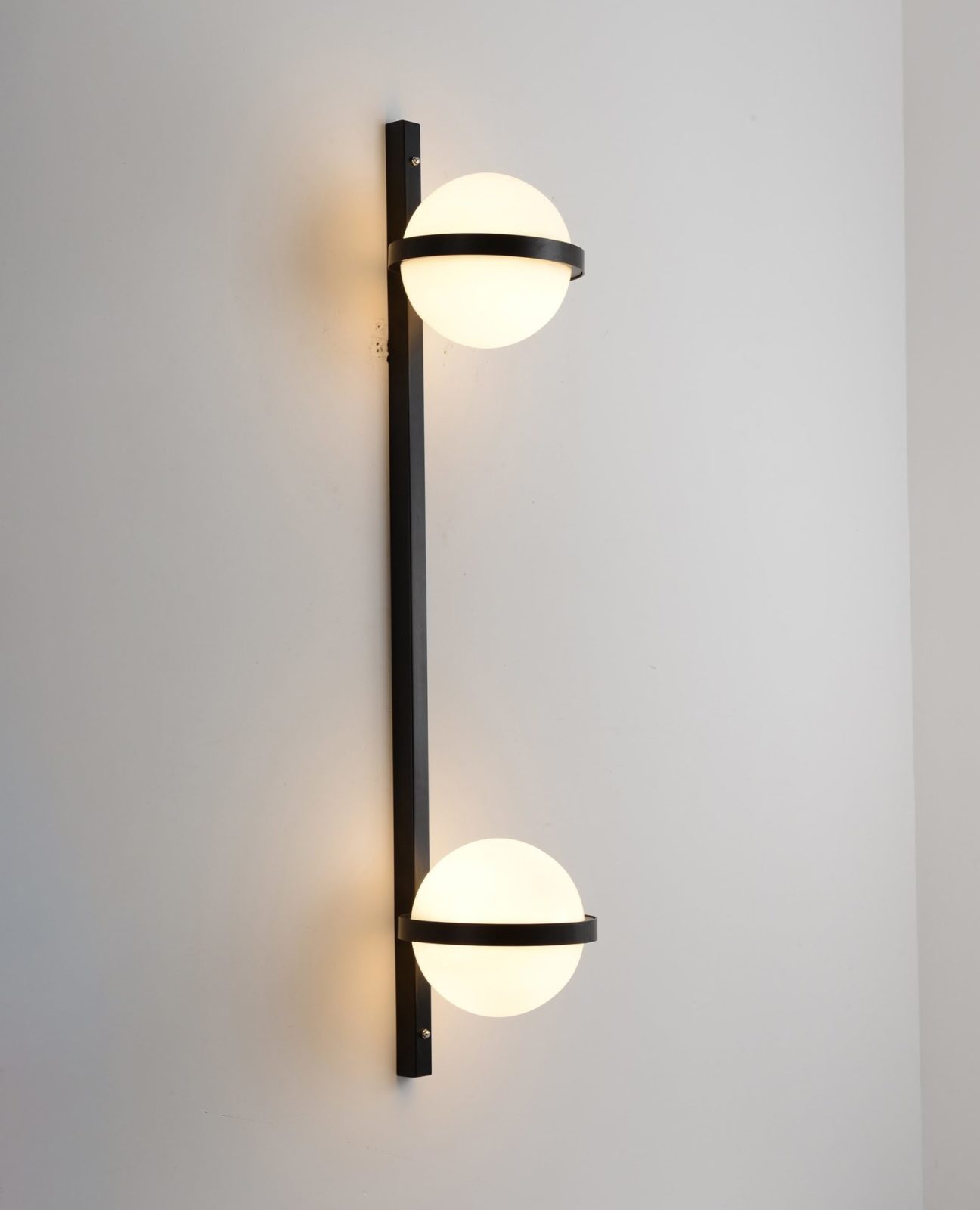 Olthaarae Plastic Wall Lamp