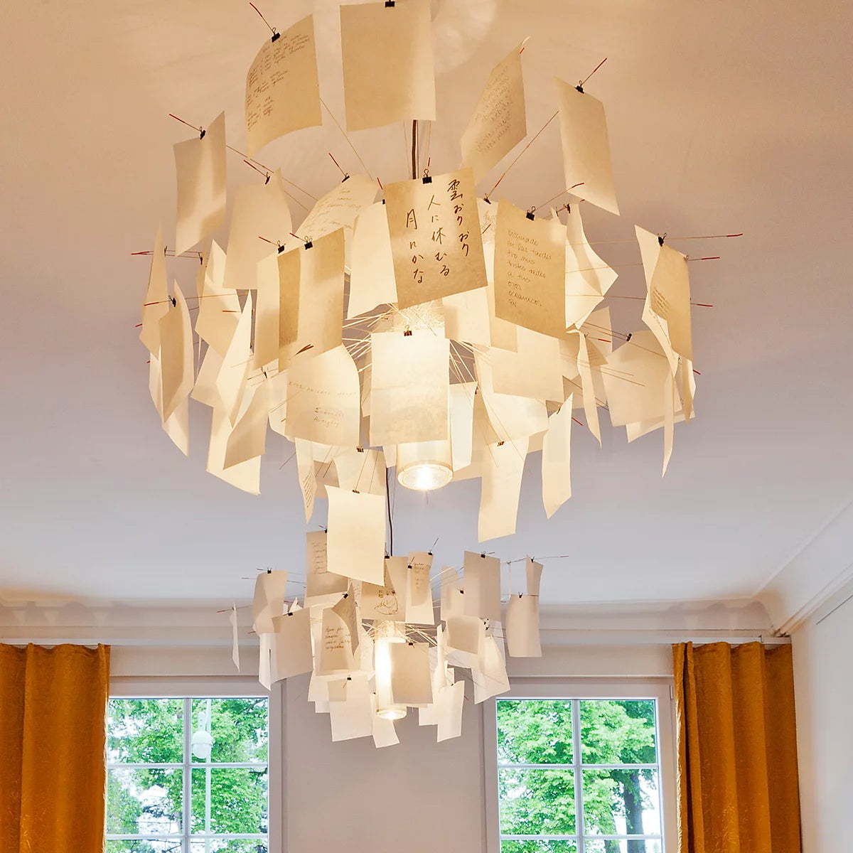Luninena Paper Chandelier