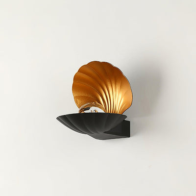 Lumieria Wall Lamp Pearl Clam