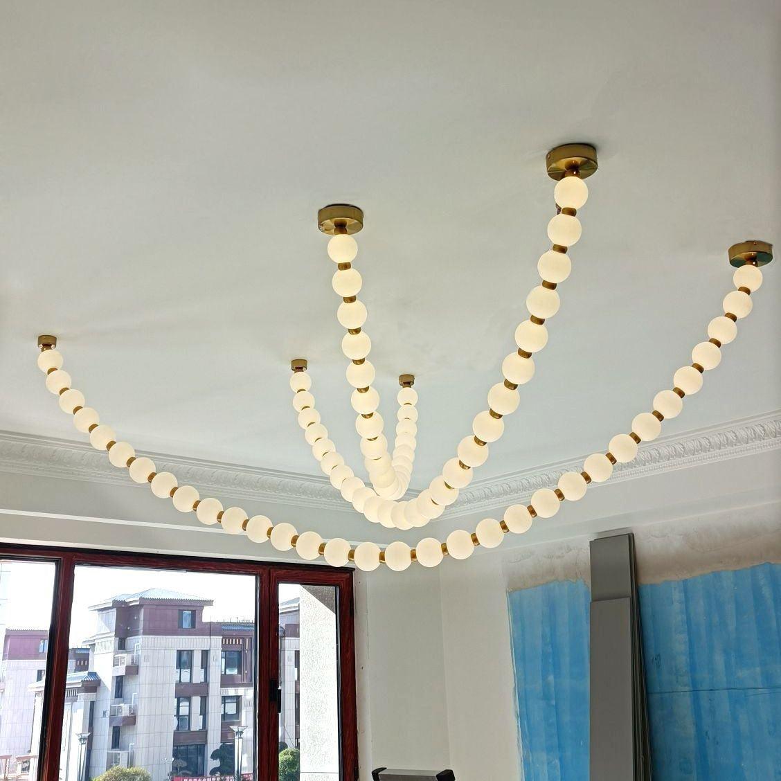 Zalvarin Brass Sputnik Chandelier - Neutral Decor