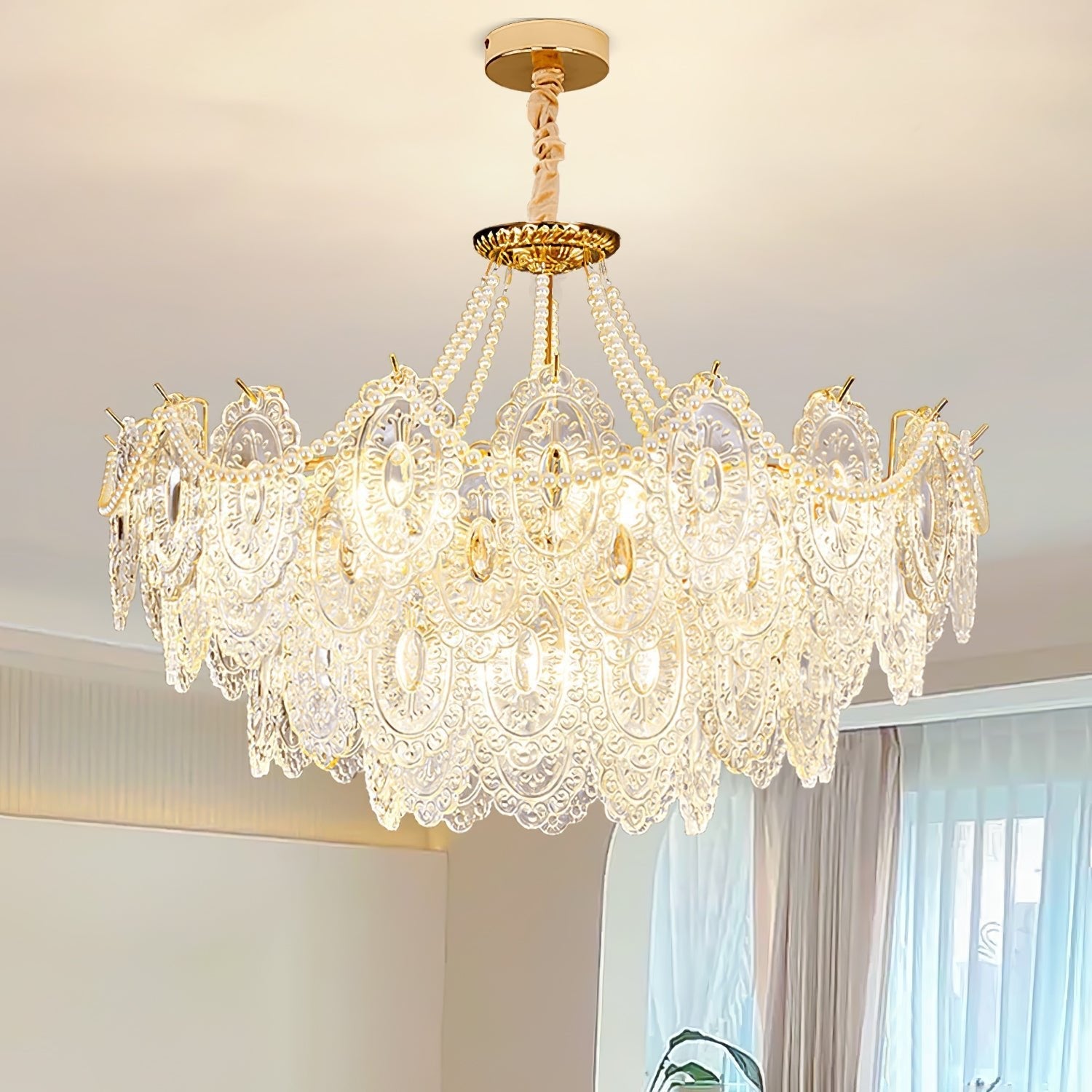 Eirivaine Glass Chandelier