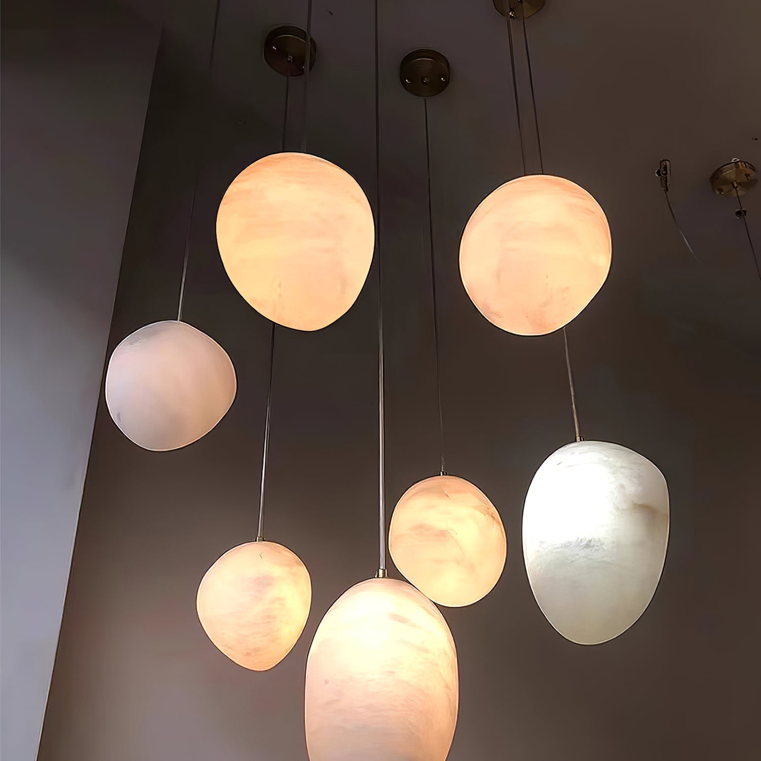 Nivisaya Pebbles Alabaster Pendant Lamp